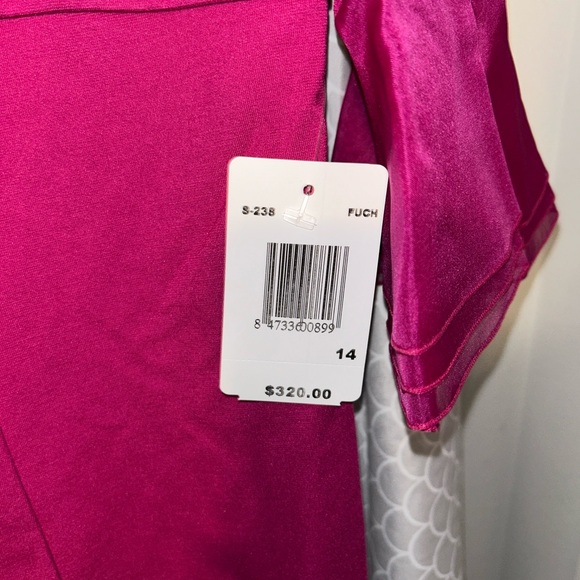 NWT NUE by Shani Fuchsia Ruffled 3/4 Sleeve Sheath Dress - Picture 4 of 8